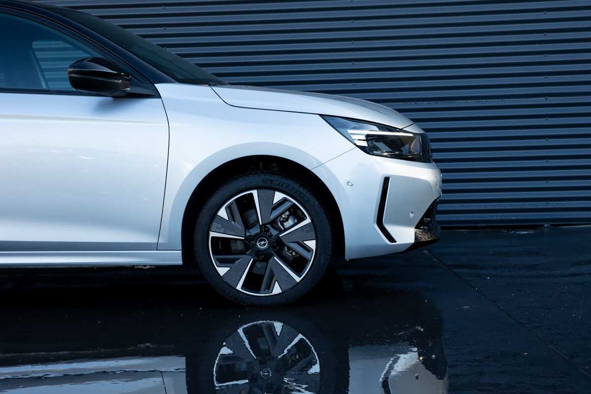 opel-corsa-2024-eletrico-500cc
