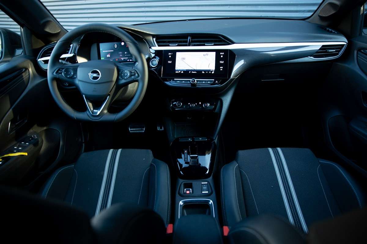 opel-corsa-2024-eletrico-500cc