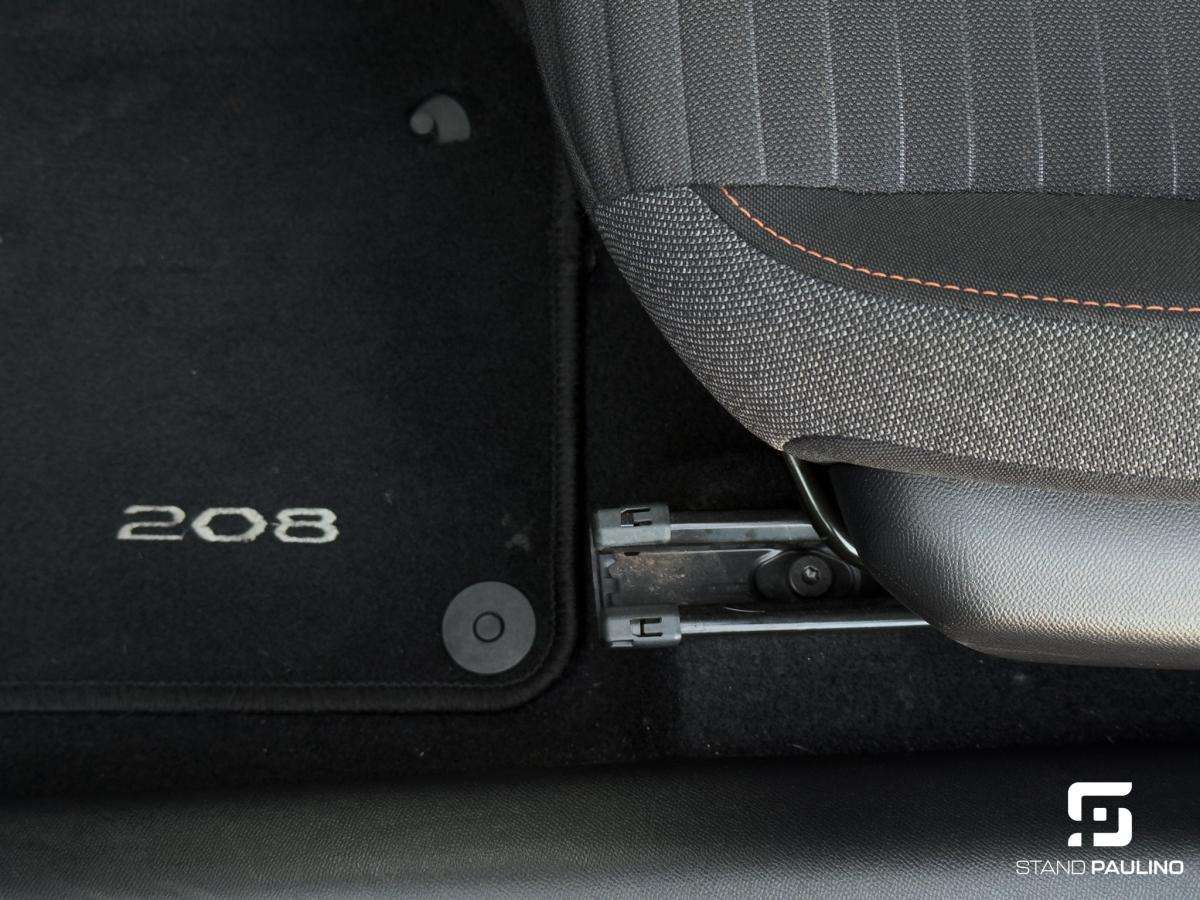 peugeot-208-2021-gasolina-1199cc
