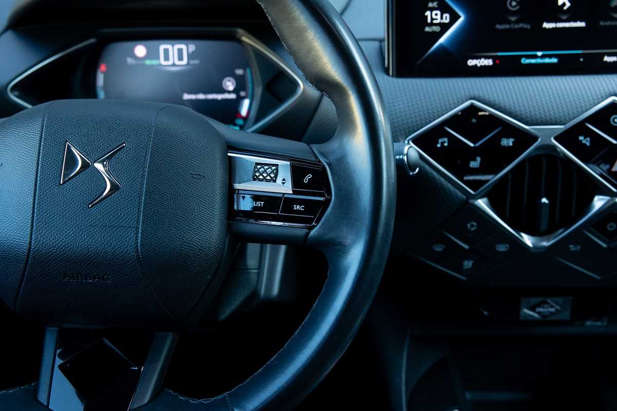 ds-ds-3-crossback-2022-eletrico-500cc