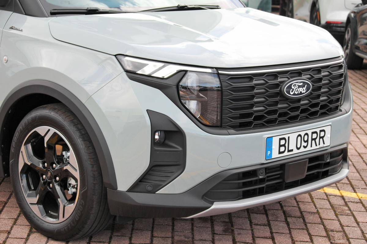 ford-tourneo-courier-2024-gasolina-998cc