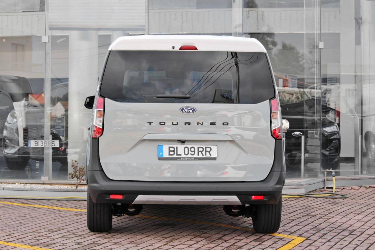 ford-tourneo-courier-2024-gasolina-998cc