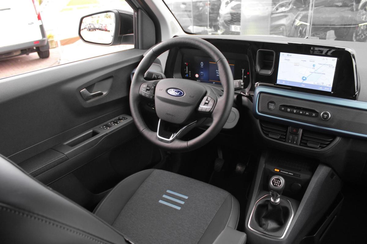 ford-tourneo-courier-2024-gasolina-998cc