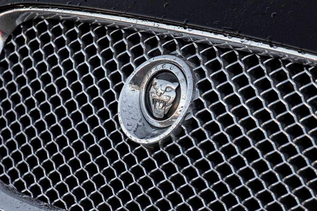 jaguar-xf-2009-diesel-2993cc