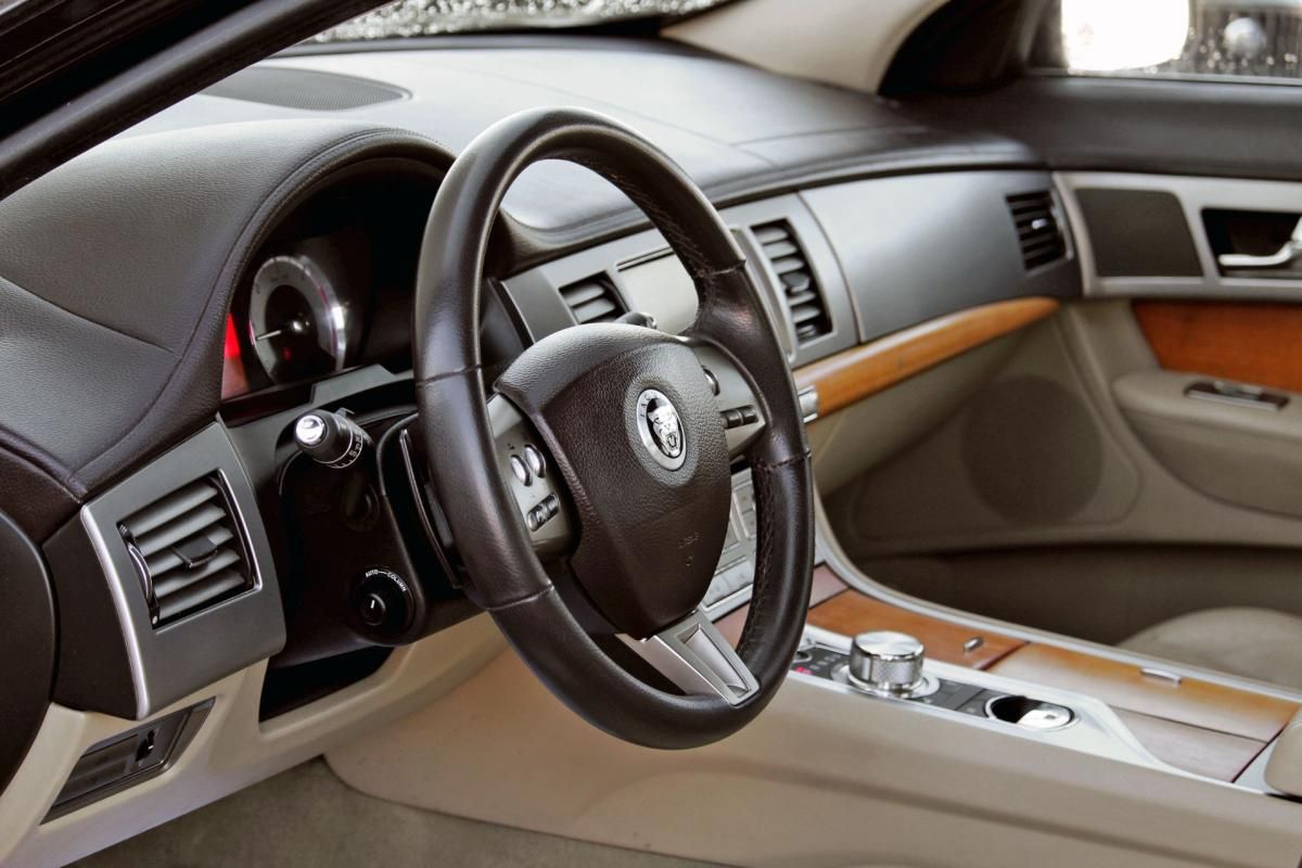 jaguar-xf-2009-diesel-2993cc
