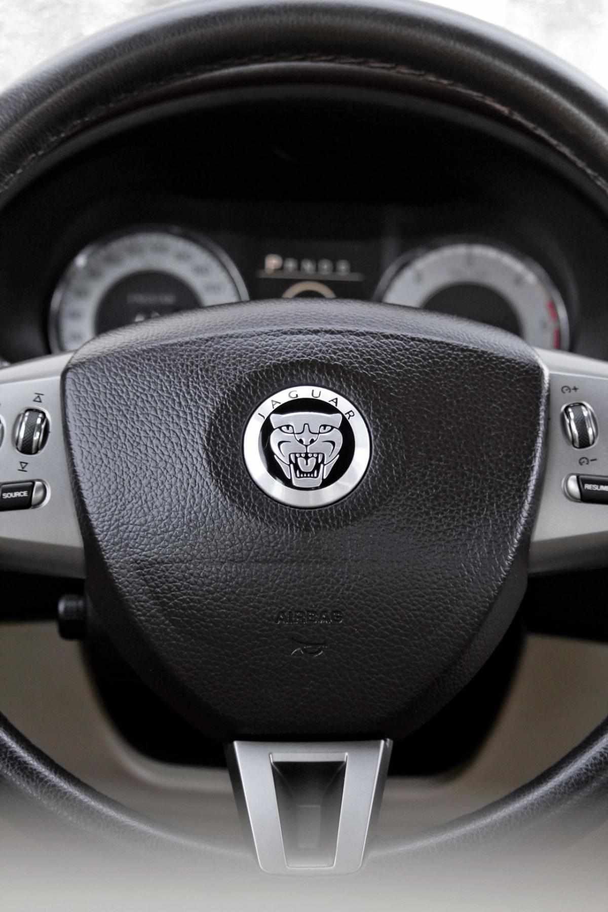 jaguar-xf-2009-diesel-2993cc