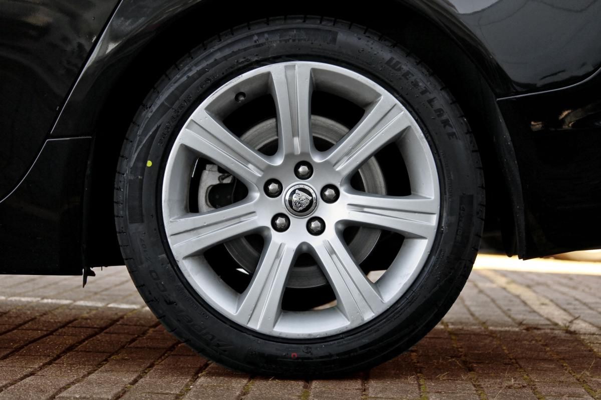 jaguar-xf-2009-diesel-2993cc