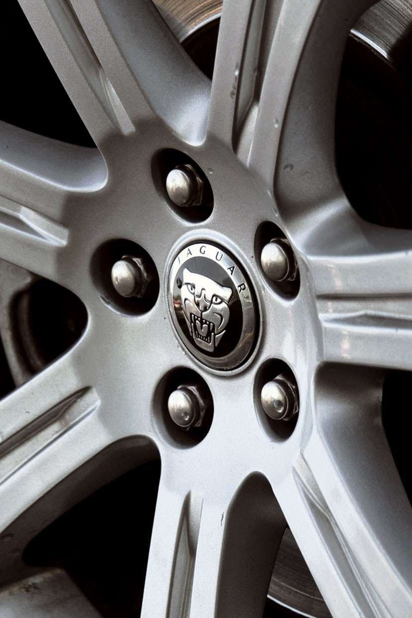 jaguar-xf-2009-diesel-2993cc