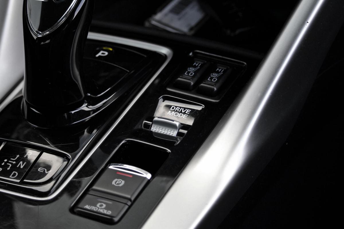 mitsubishi-eclipse-cross-2022-hibrido-a-gasolina-2360cc