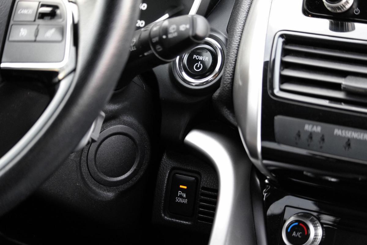 mitsubishi-eclipse-cross-2022-hibrido-a-gasolina-2360cc