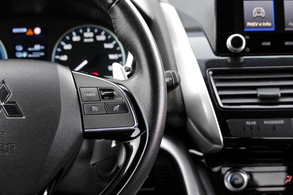 mitsubishi-eclipse-cross-2022-hibrido-a-gasolina-2360cc