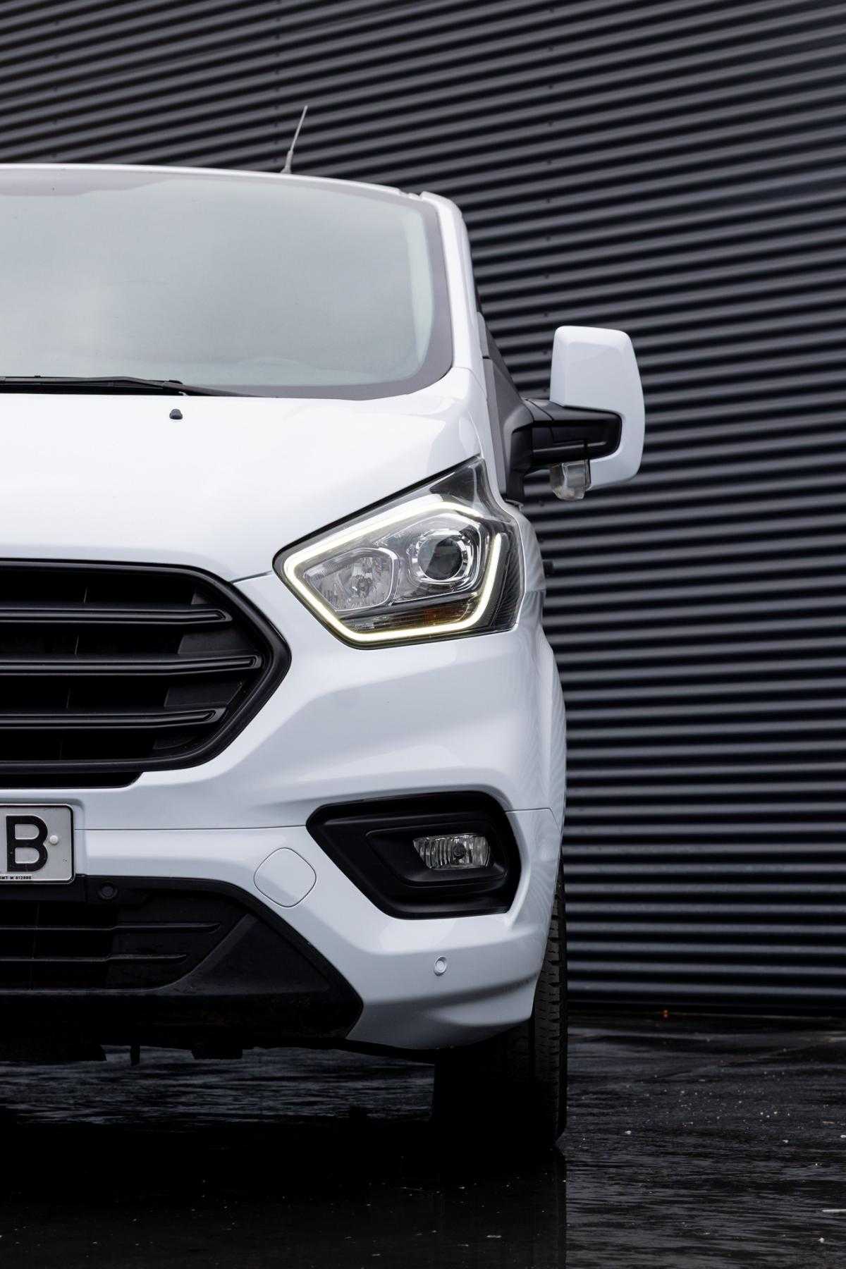 ford-transit-custom-2022-diesel-1995cc