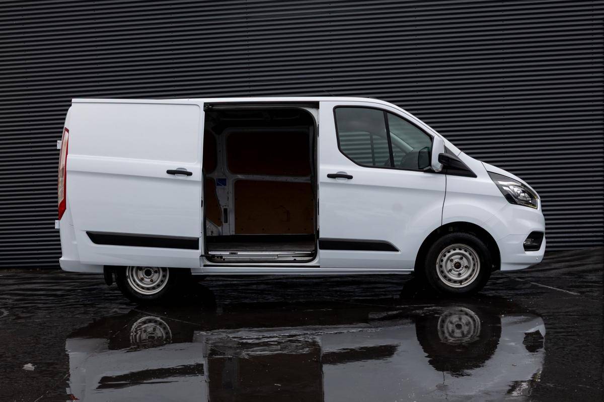 ford-transit-custom-2022-diesel-1995cc