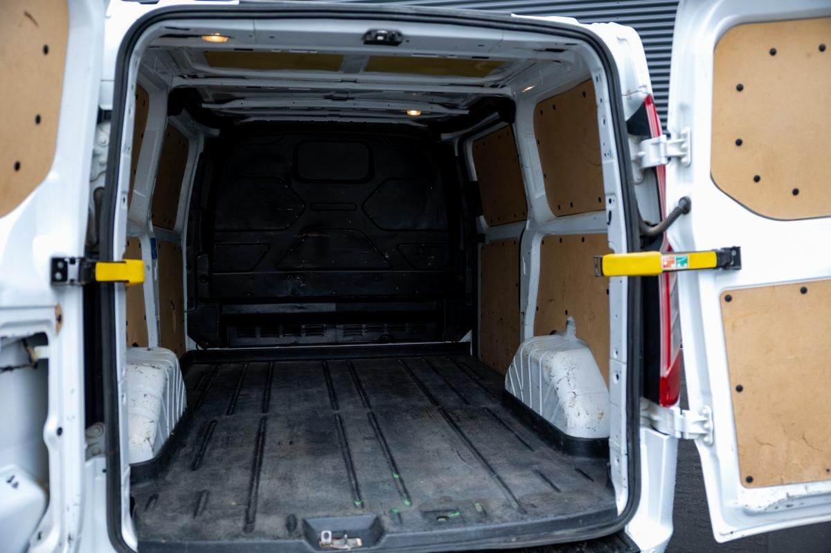 ford-transit-custom-2022-diesel-1995cc