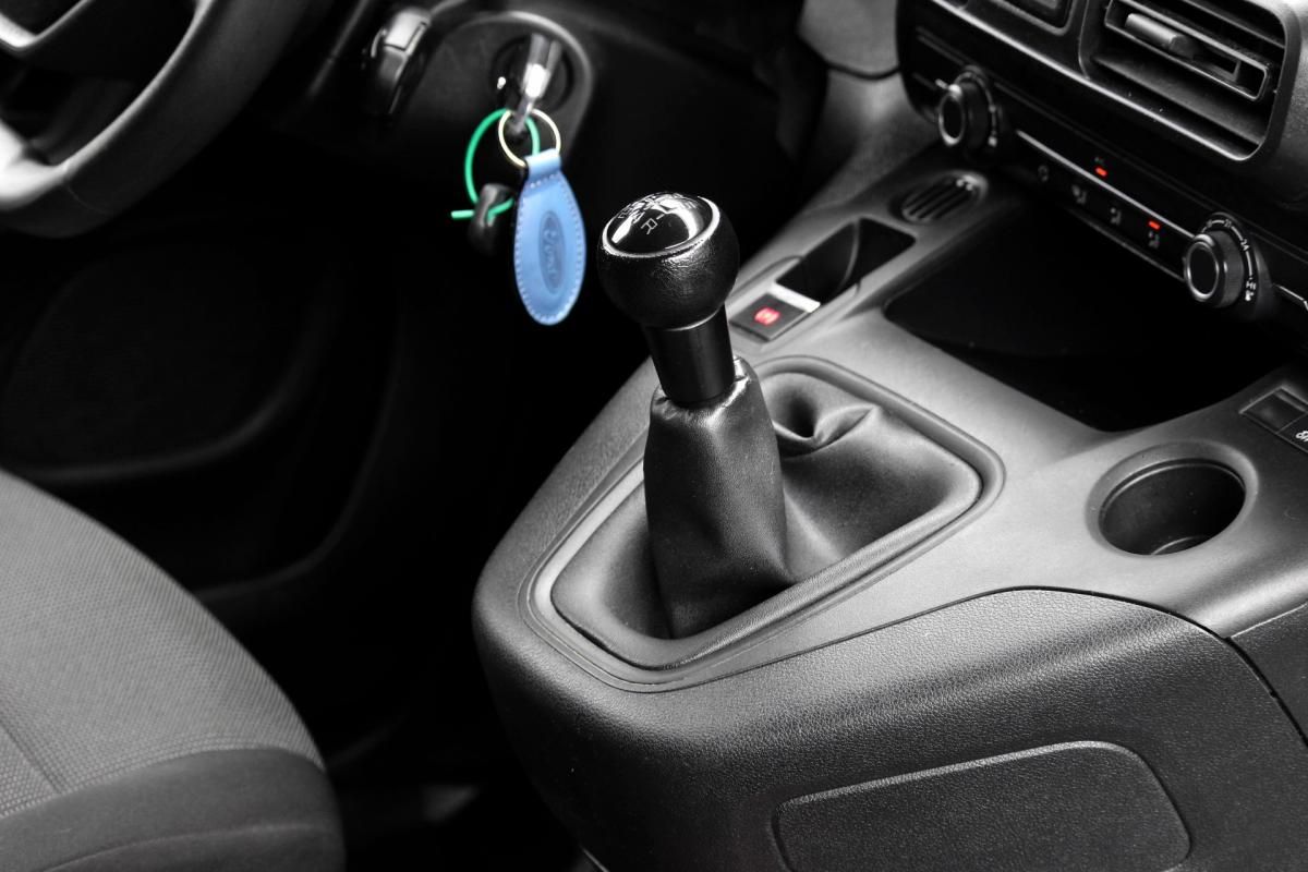 peugeot-partner-2021-diesel-1499cc