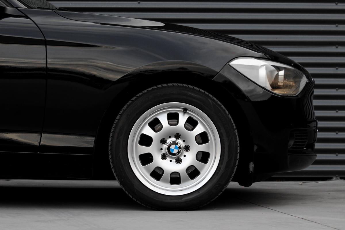bmw-serie-1-2012-diesel-1995cc