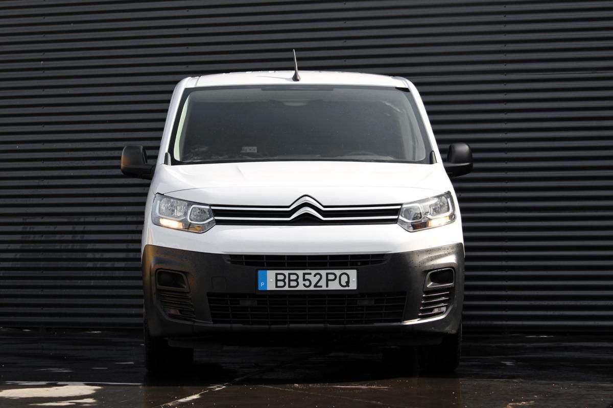 citroen-berlingo-2023-diesel-1499cc