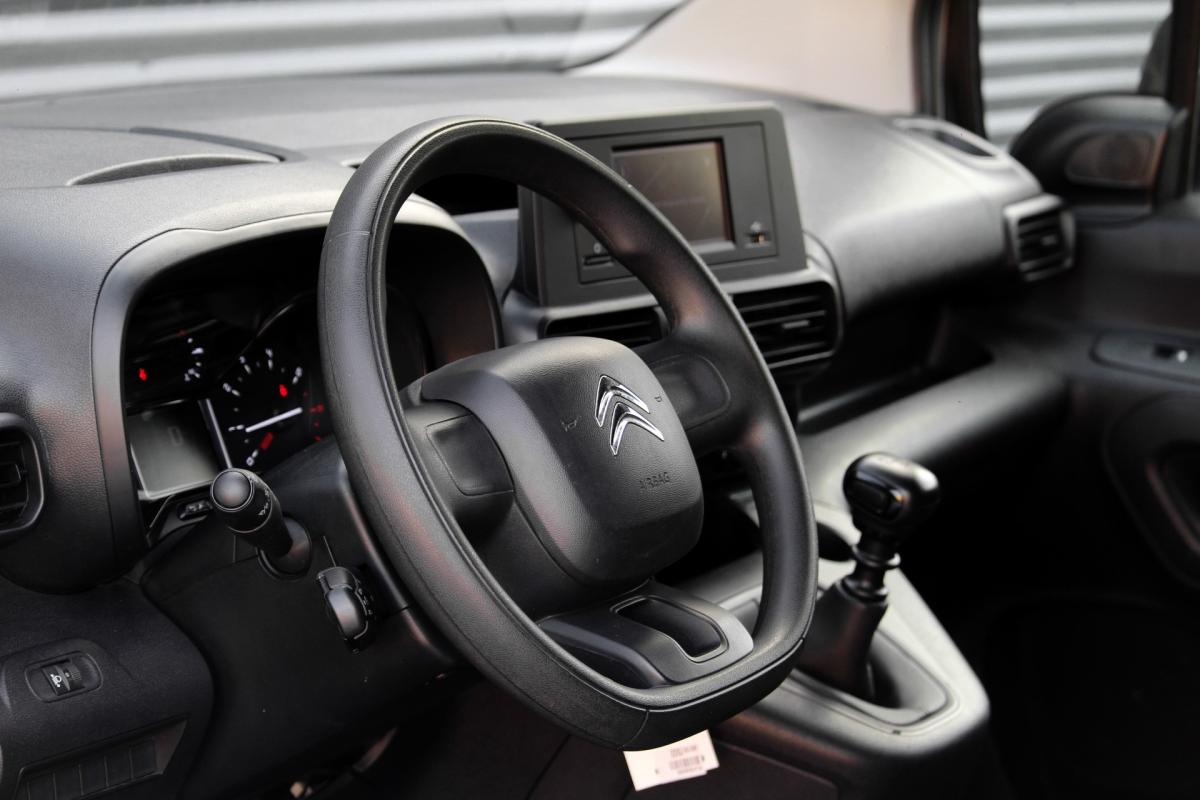 citroen-berlingo-2023-diesel-1499cc