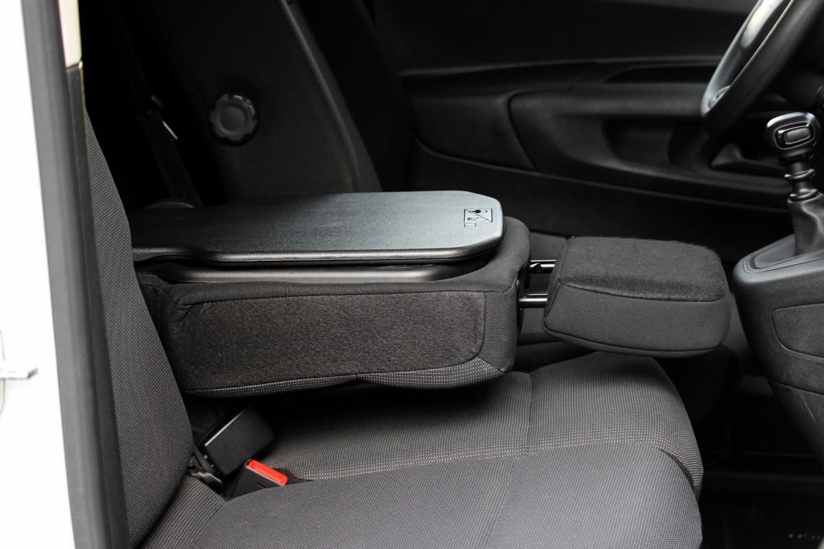 citroen-berlingo-2023-diesel-1499cc