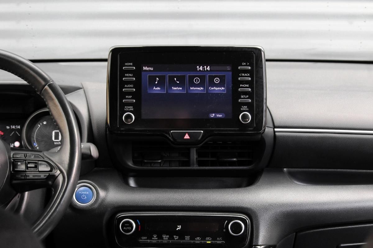 toyota-yaris-2022-hibrido-a-gasolina-1490cc