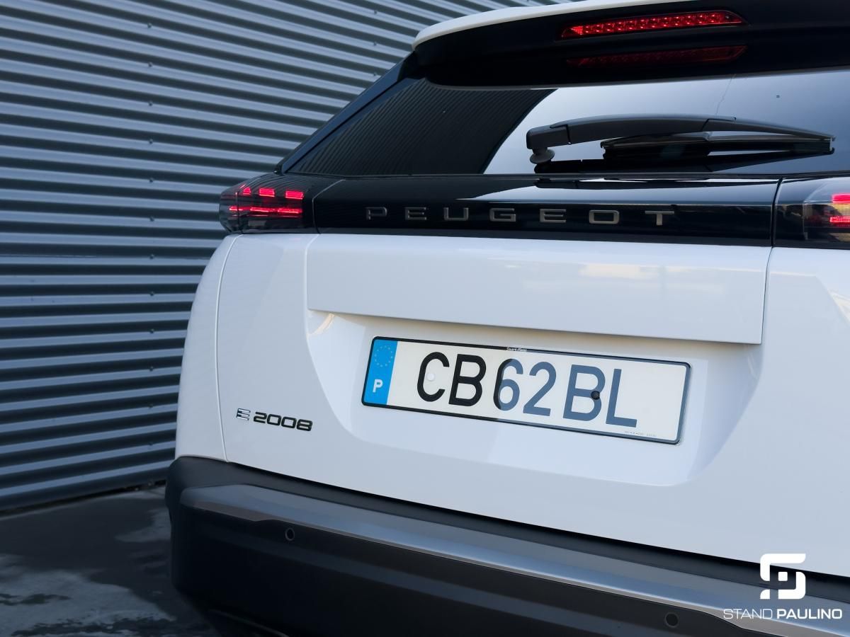 peugeot-2008-2025-eletrico-0cc