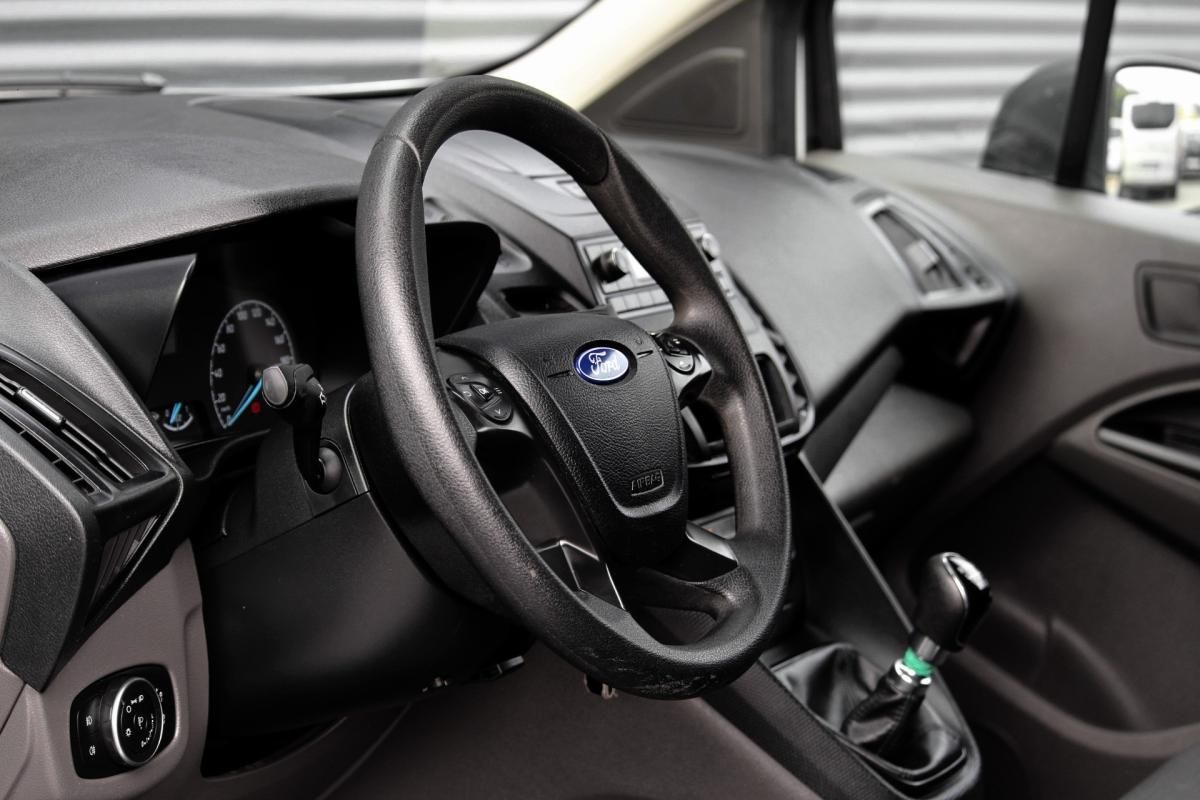 ford-transit-connect-2022-diesel-1499cc