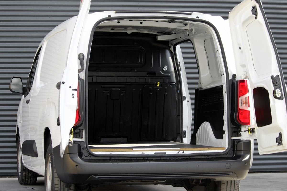 citroen-berlingo-2024-diesel-1499cc