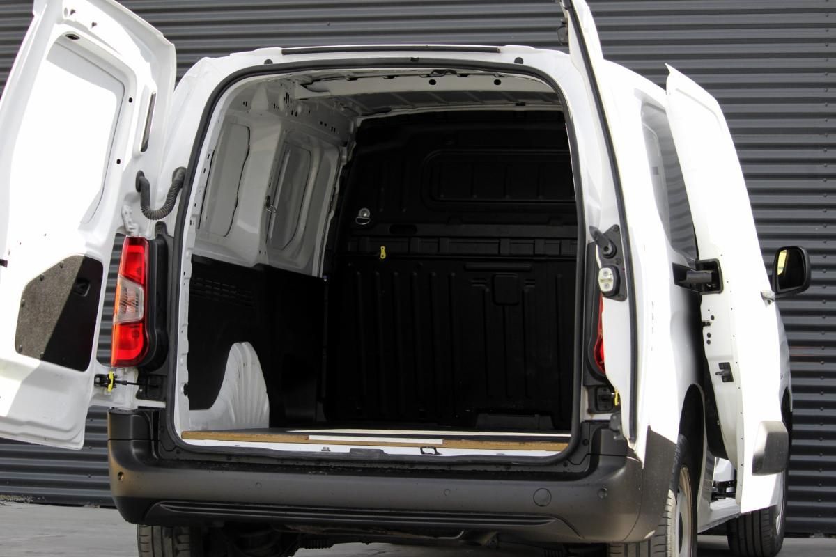 citroen-berlingo-2024-diesel-1499cc