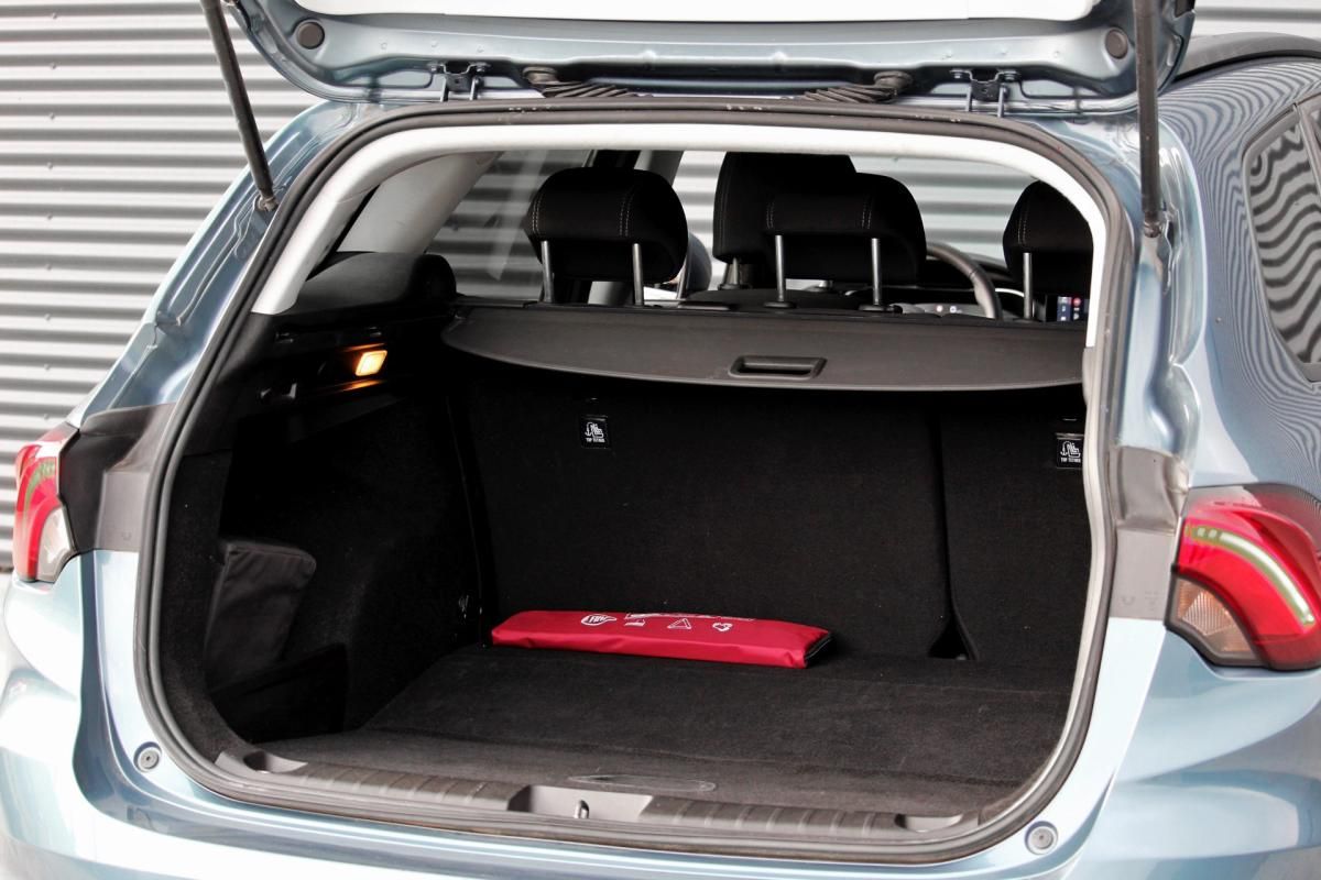 fiat-tipo-station-wagon-2023-gasolina-999cc