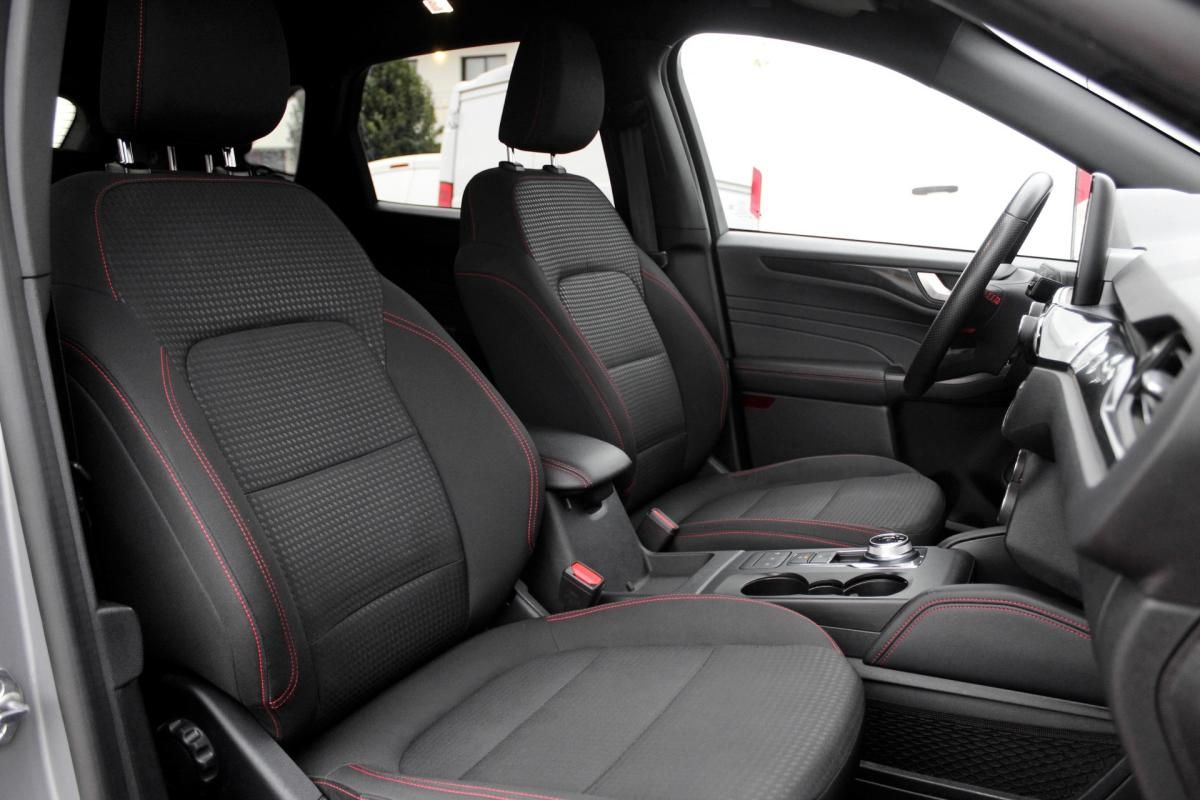 ford-kuga-2023-hibrido-a-gasolina-2500cc