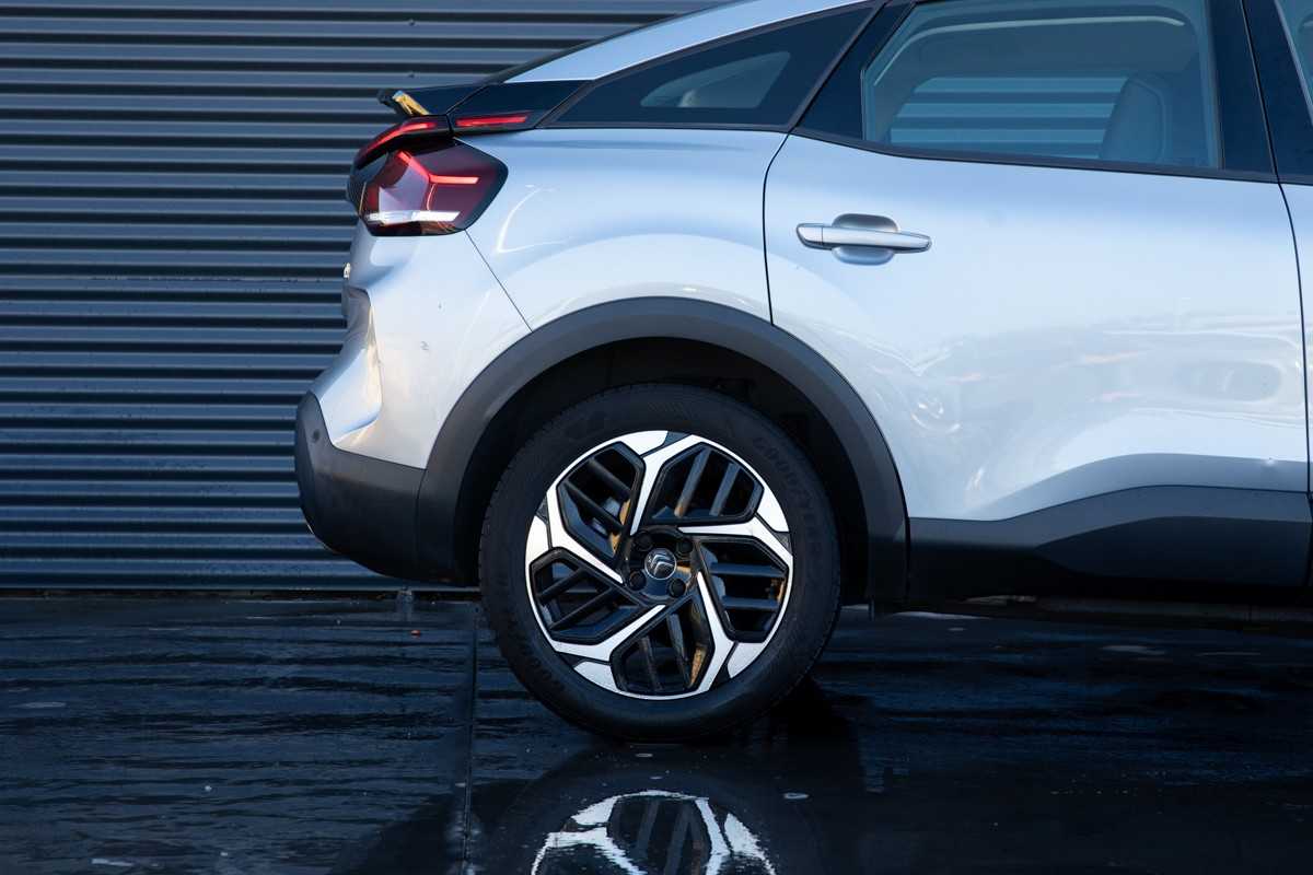 citroen-c4-2021-diesel-1499cc