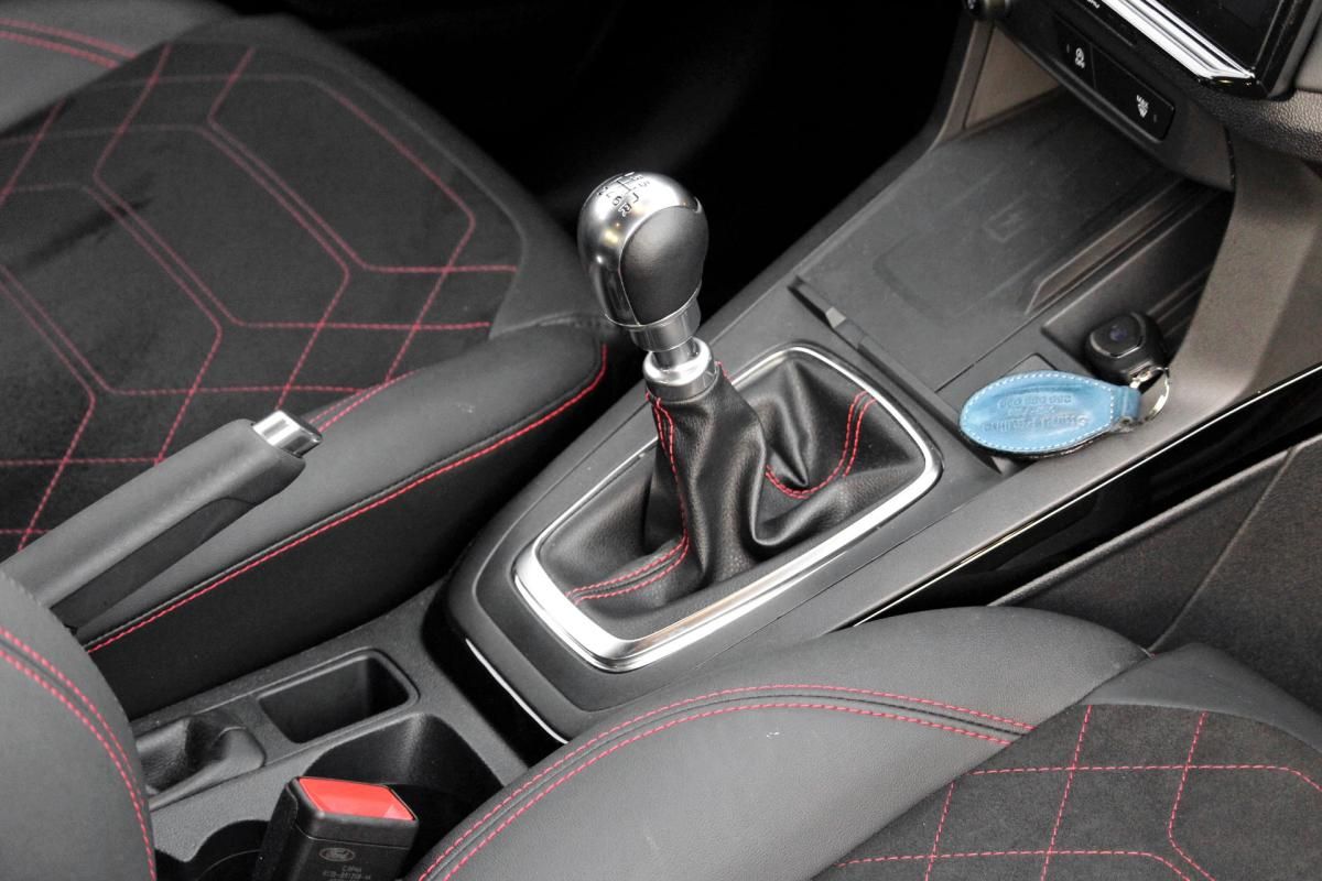 ford-puma-2024-gasolina-998cc