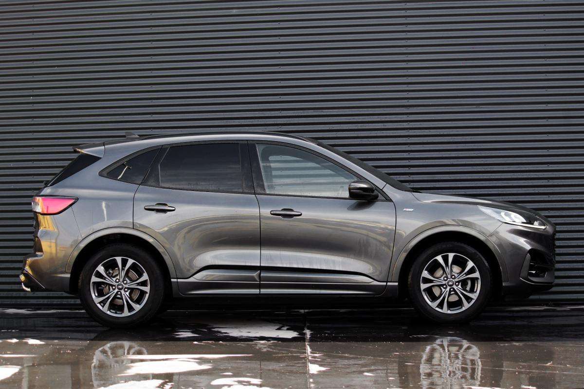 ford-kuga-2022-gasolina-1499cc