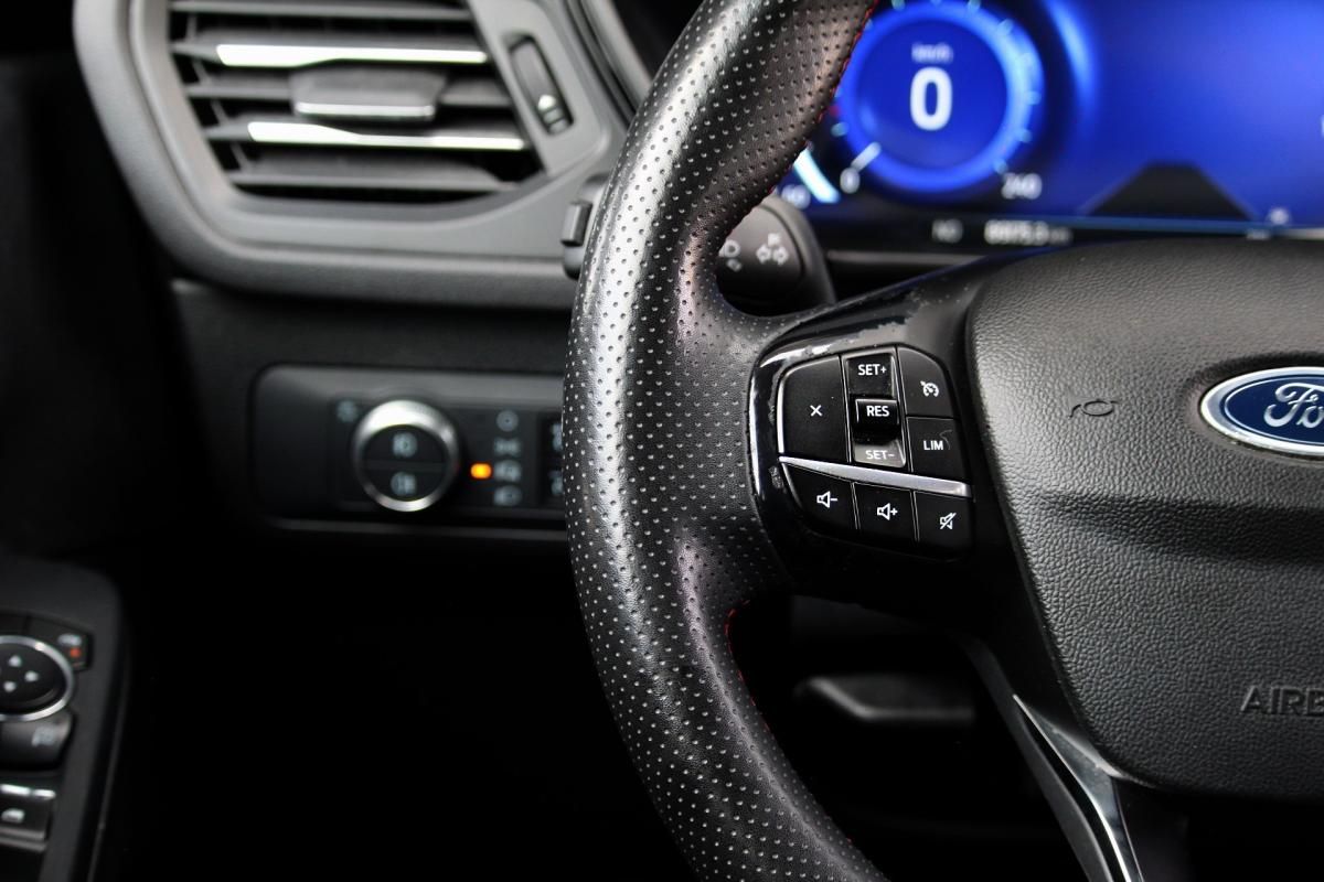 ford-kuga-2022-gasolina-1499cc