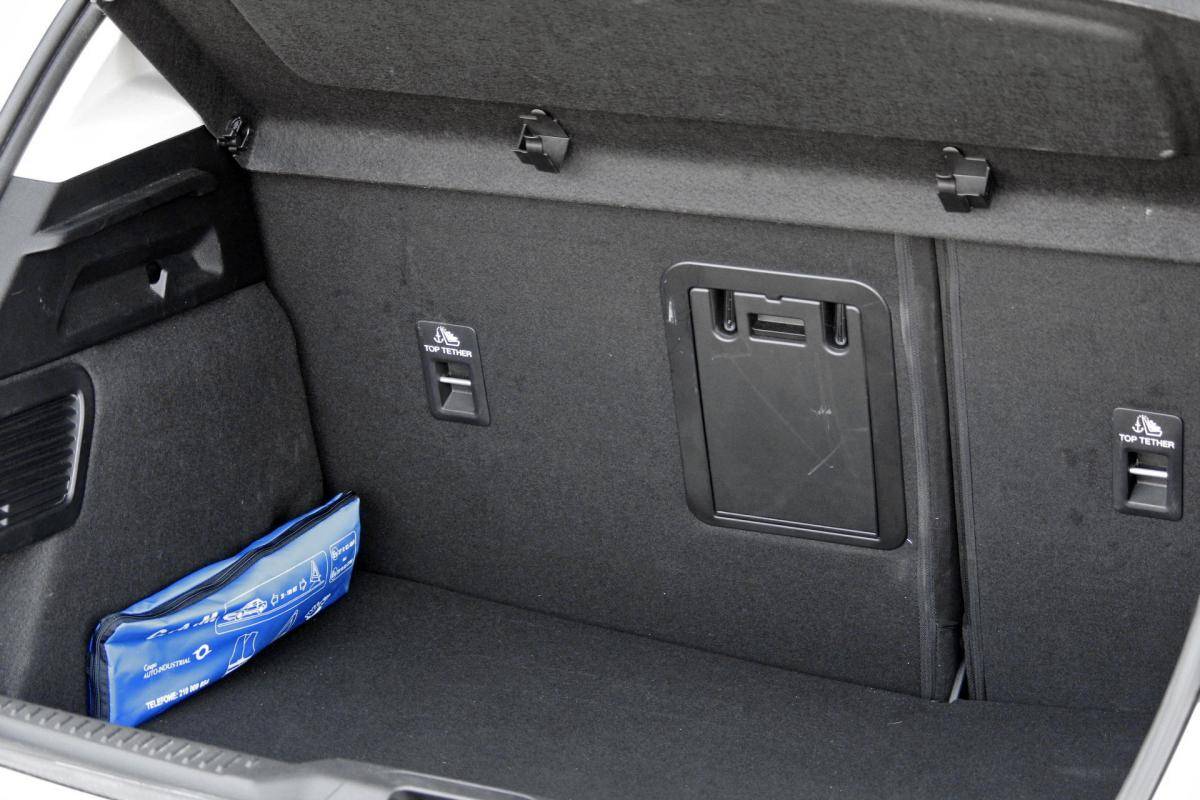 ford-focus-2023-gasolina-998cc
