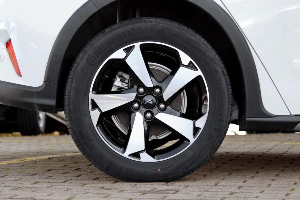 ford-focus-2023-gasolina-998cc