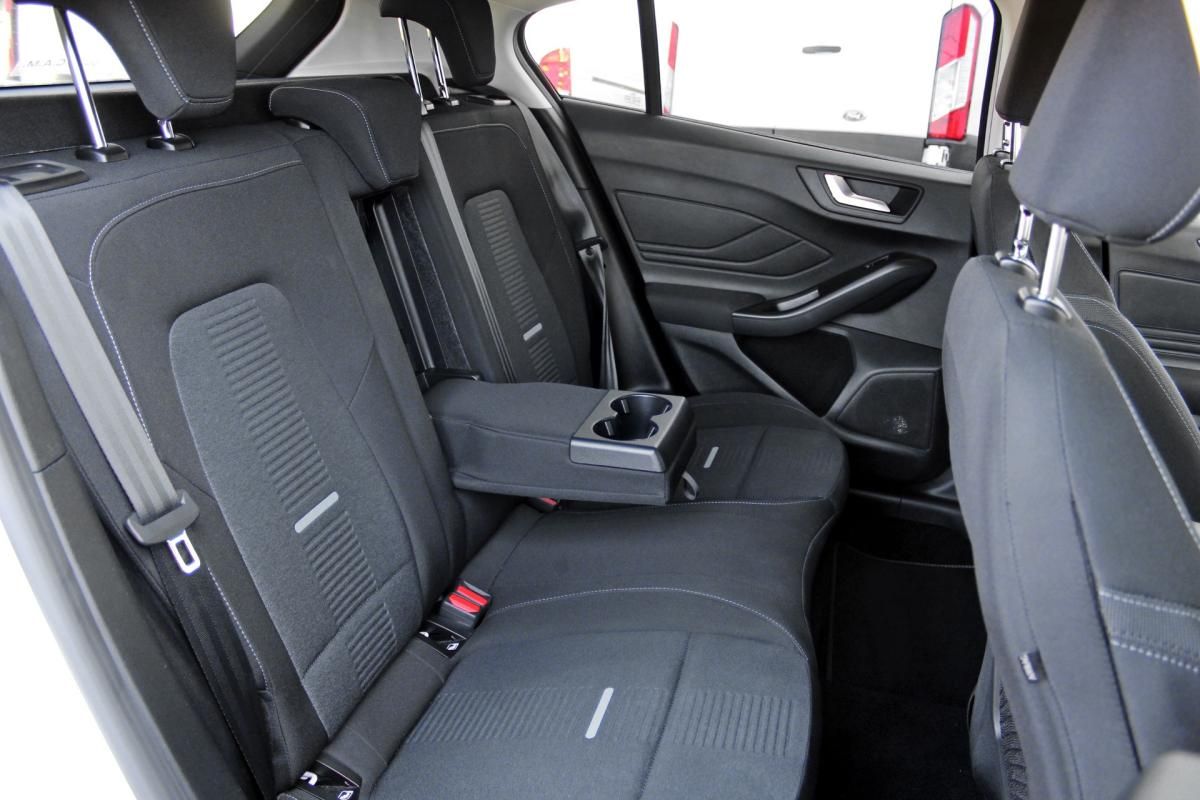 ford-focus-2023-gasolina-998cc