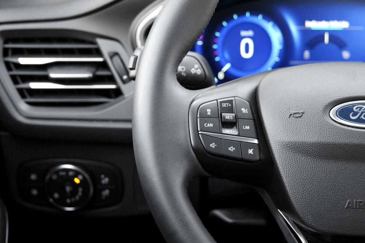 ford-focus-2023-gasolina-998cc