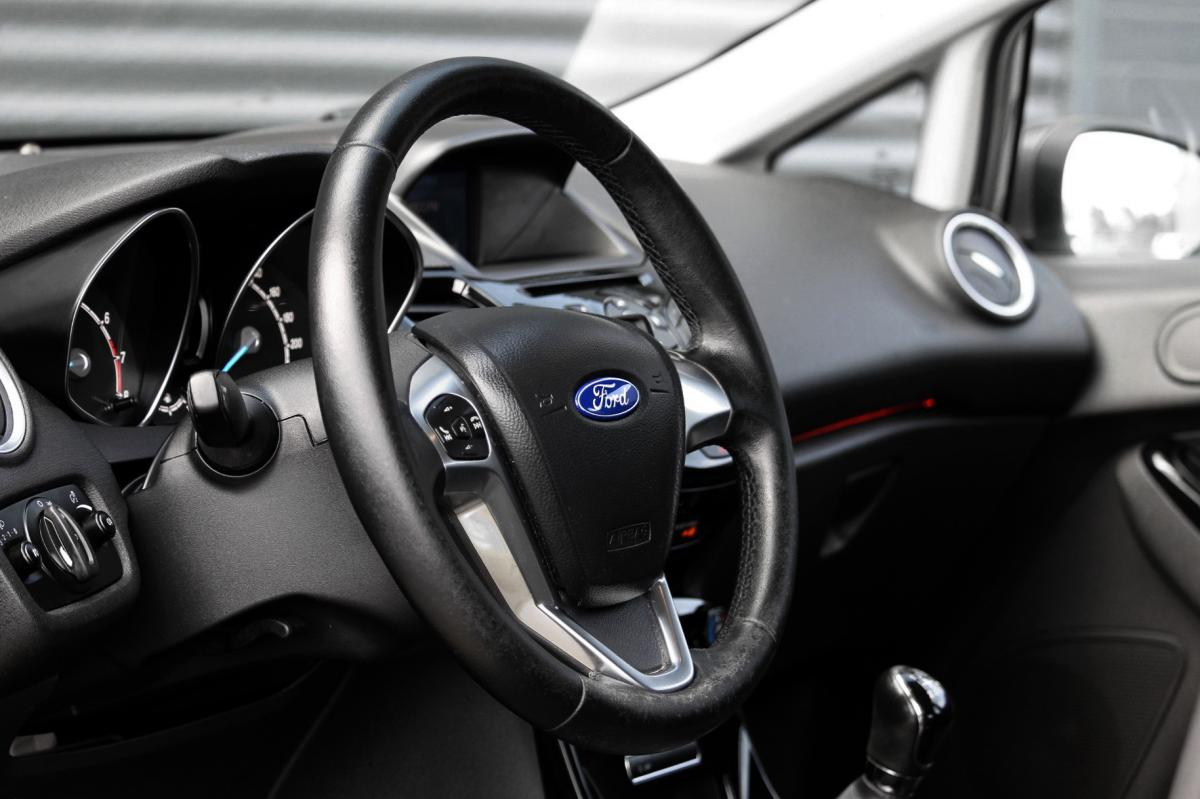 ford-fiesta-2015-gasolina-998cc