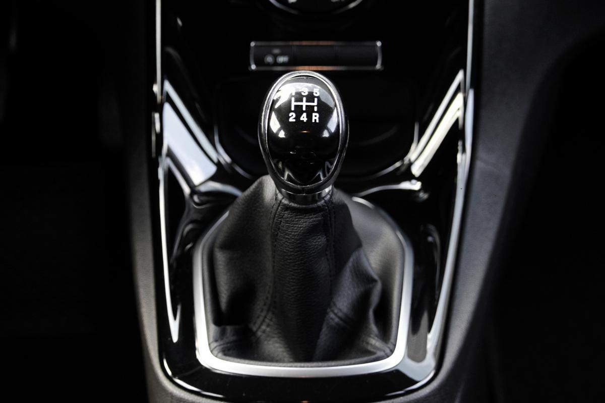 ford-fiesta-2015-gasolina-998cc