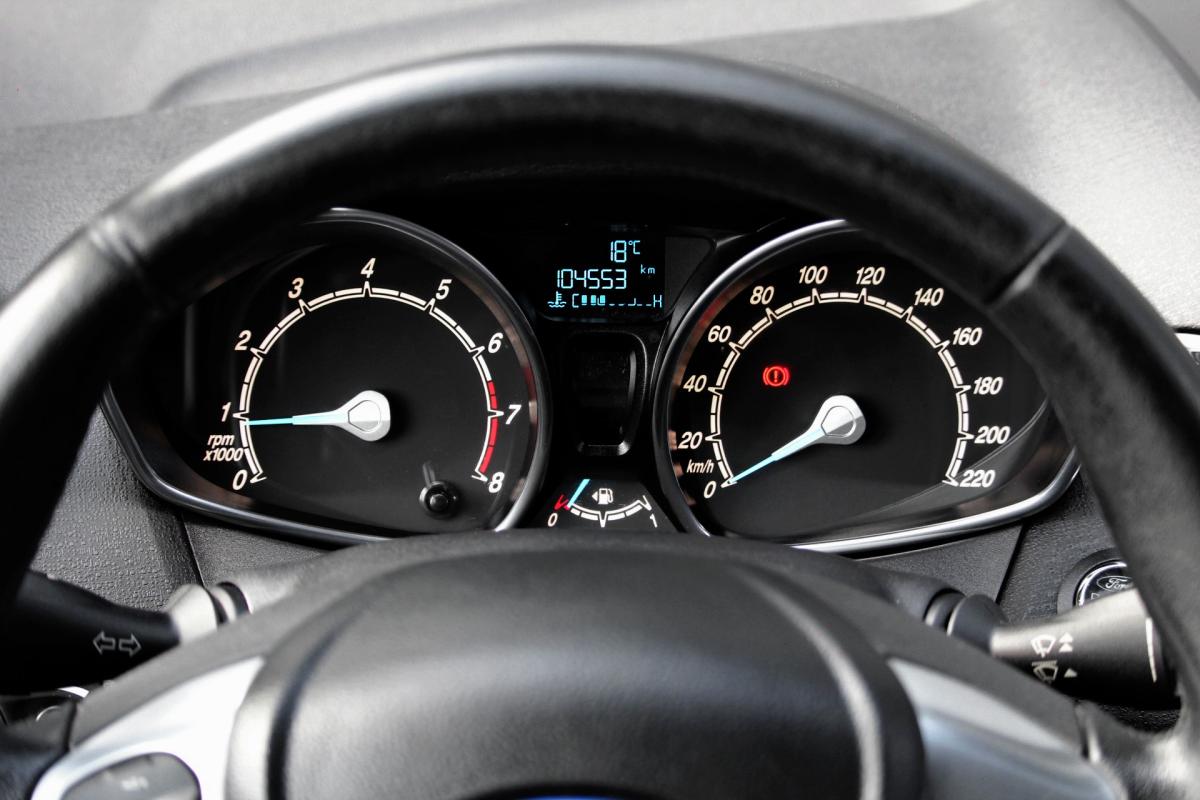 ford-fiesta-2015-gasolina-998cc