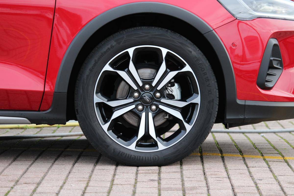 ford-focus-sw-2023-gasolina-998cc