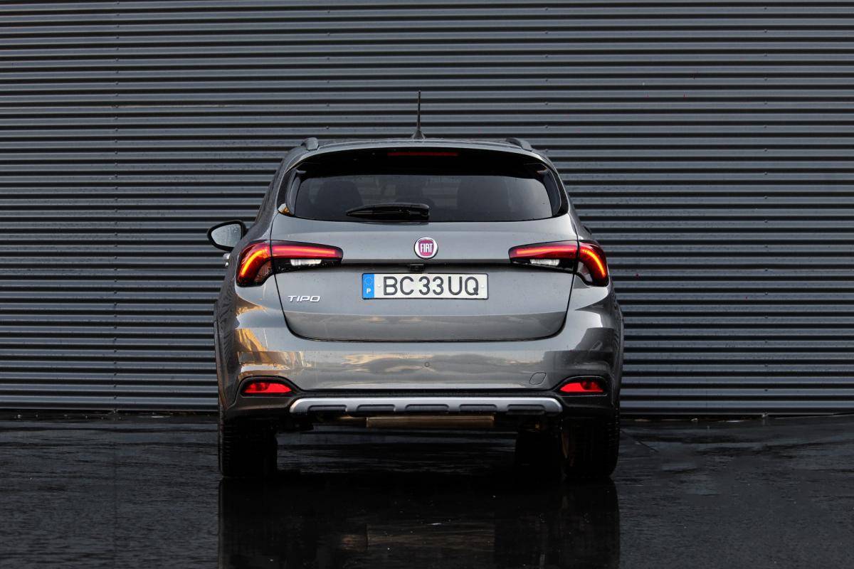 fiat-tipo-station-wagon-2023-gasolina-999cc