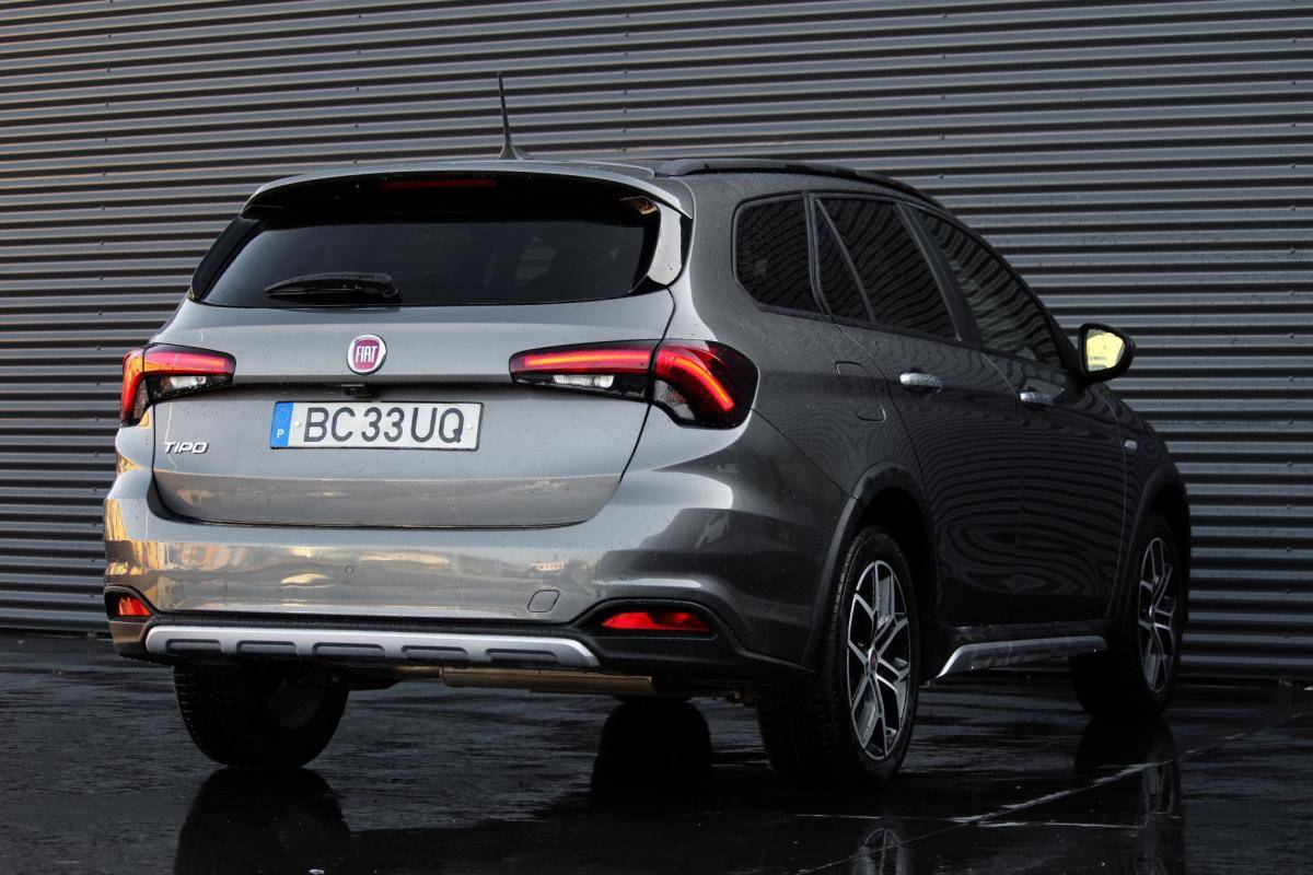 fiat-tipo-station-wagon-2023-gasolina-999cc