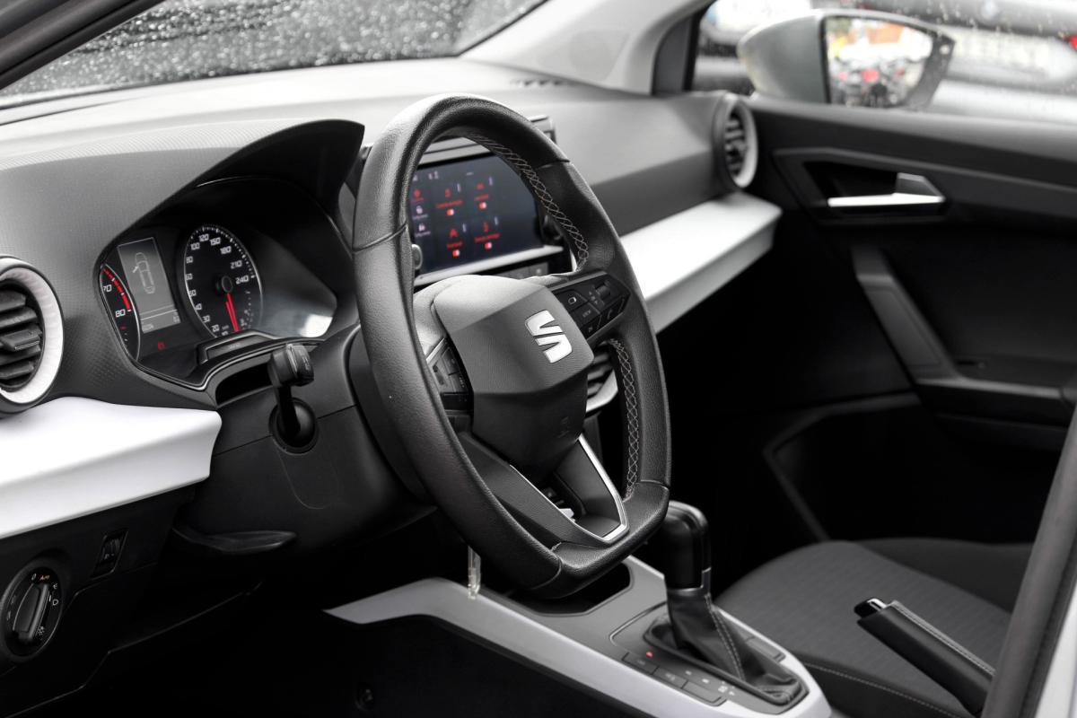 seat-arona-2022-gasolina-999cc