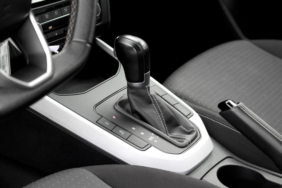 seat-arona-2022-gasolina-999cc