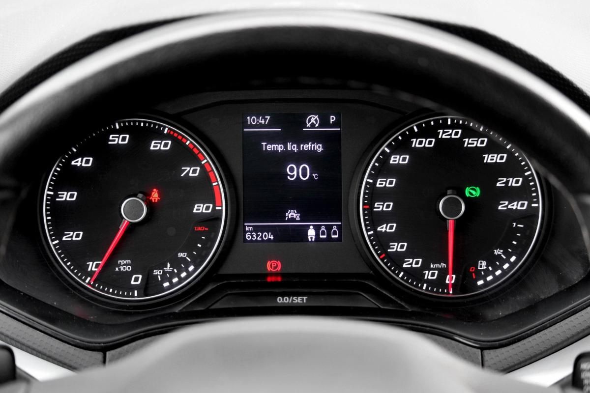 seat-arona-2022-gasolina-999cc