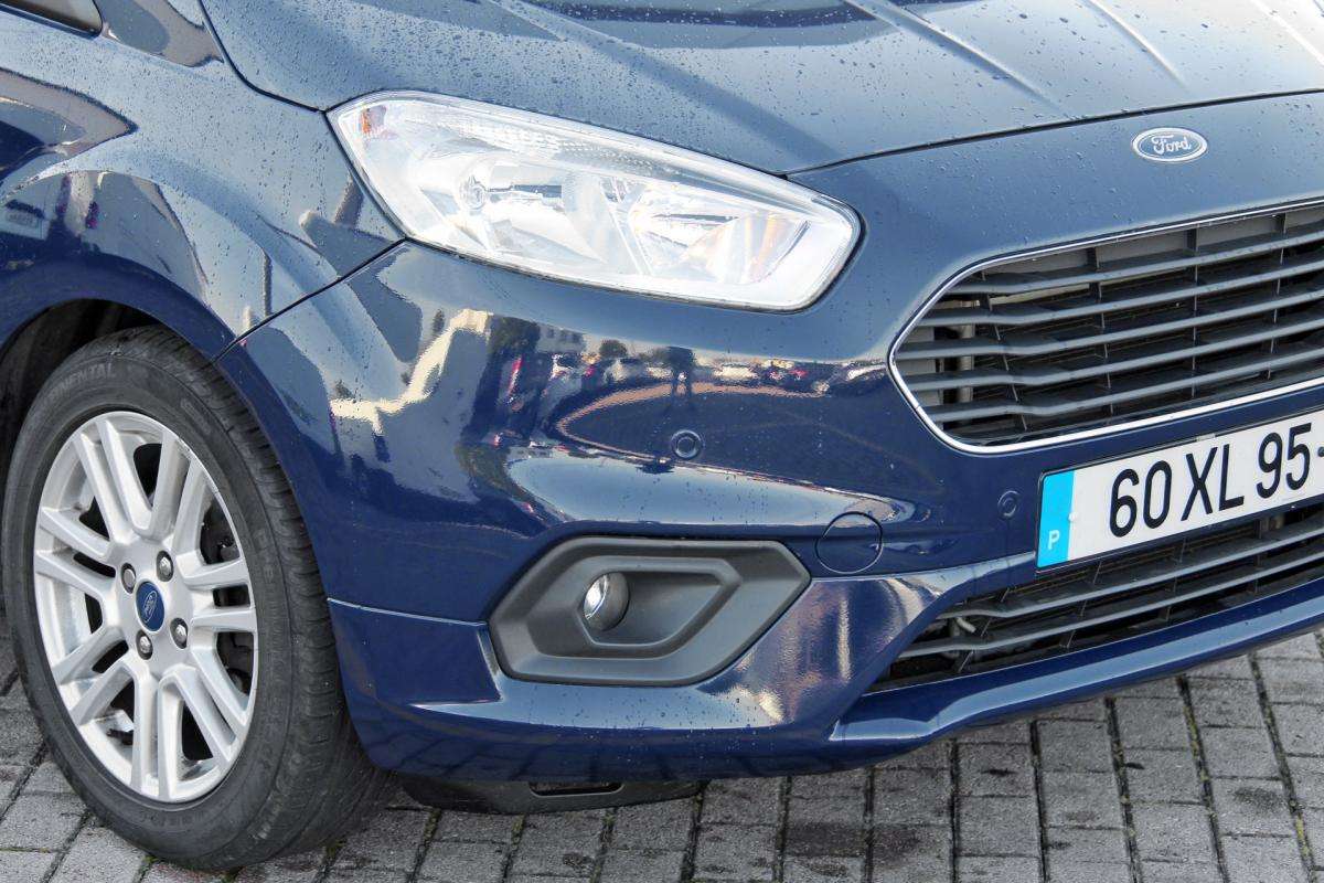 ford-tourneo-courier-2019-gasolina-998cc
