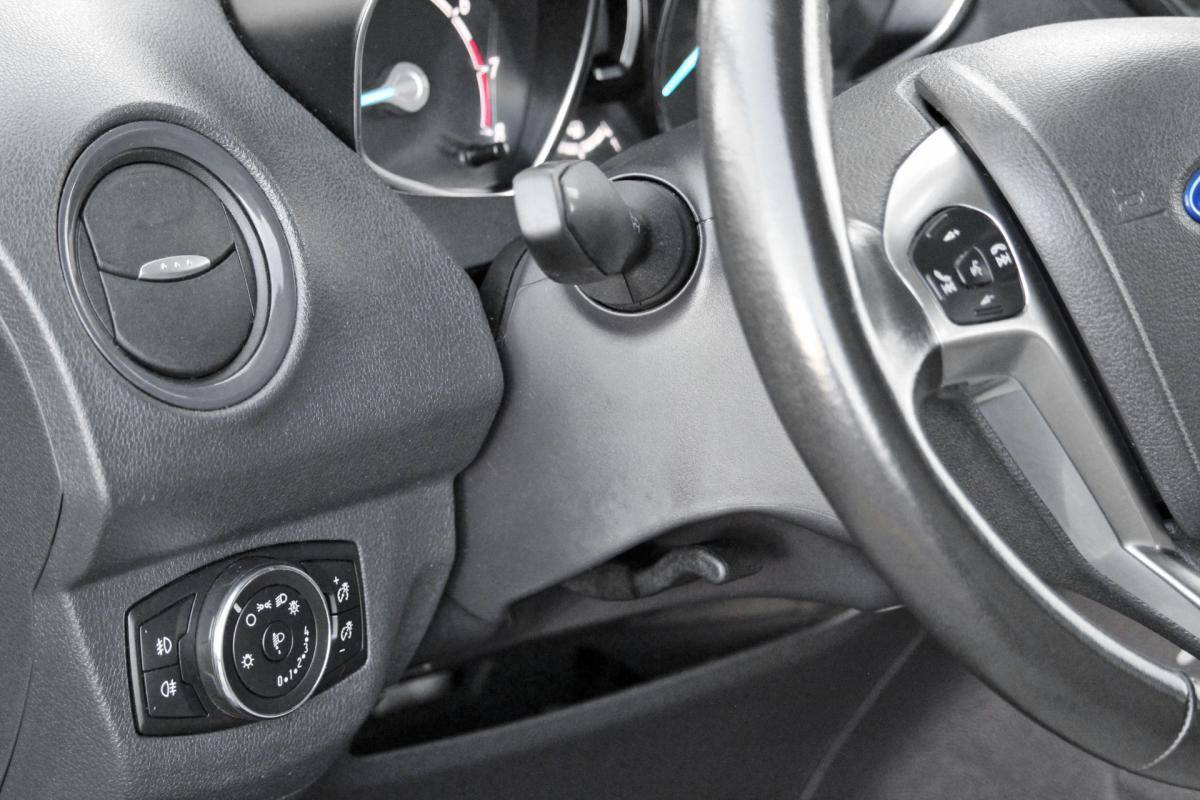 ford-tourneo-courier-2019-gasolina-998cc