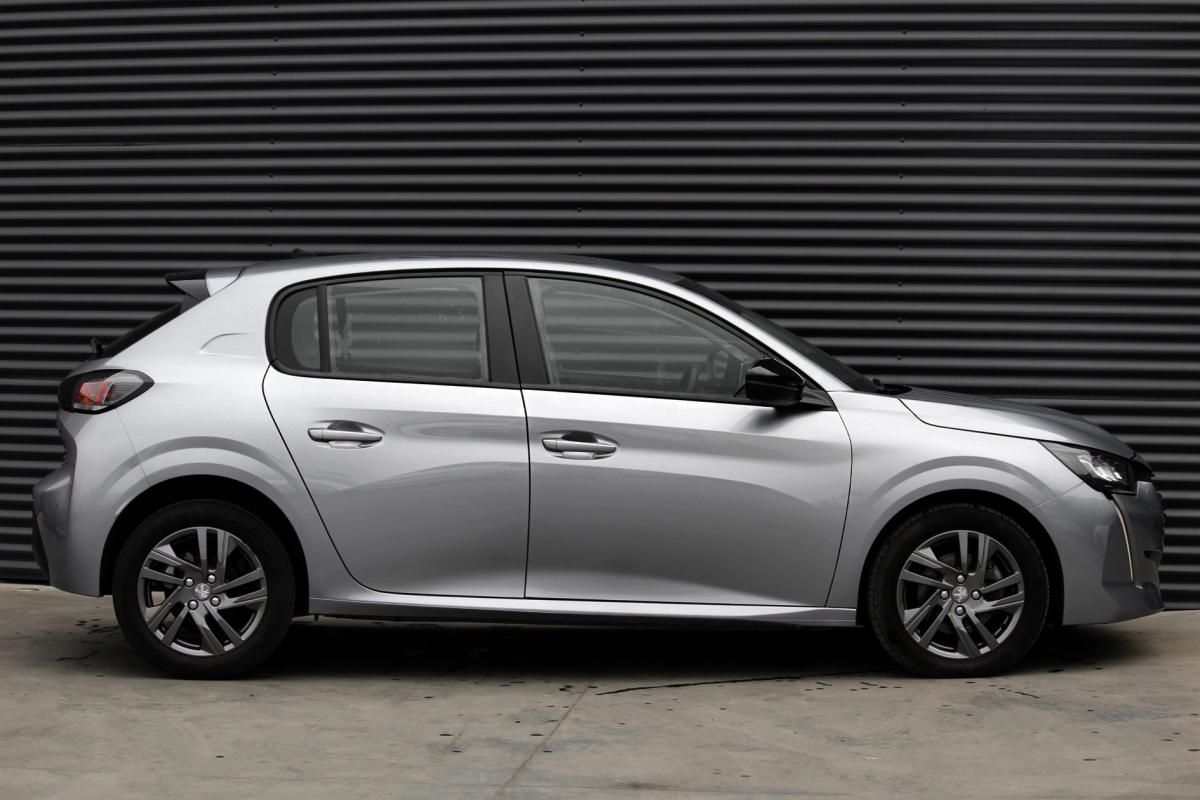 peugeot-208-2022-diesel-1499cc